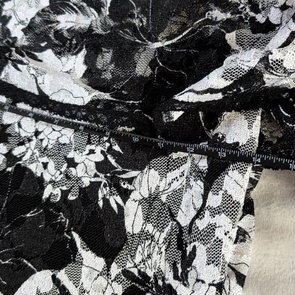 Y2K Lace Off Shoulder Blouse Women's Medium/Large Black White Floral Print - Picture 6 of 7